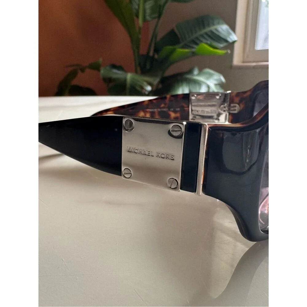 Michael Kors Davos MK5578 078 Oversized Tortoise Sunglasses Made in Italy